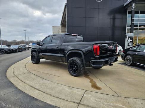 Used 2024 GMC Sierra 1500 AT4X image 6