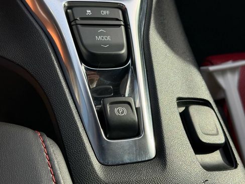 Certified 2021 Chevrolet Camaro SS RWD image 23