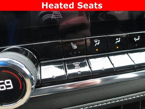 Used 2023 Chevrolet Colorado LT w/ LT Convenience Package III image 17