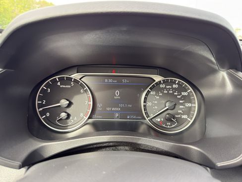 New 2026 Nissan Altima 2.5 SR AWD/4WD image 17