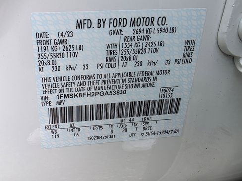 Used 2023 Ford Explorer Limited w/ Limited Technology Package image 38