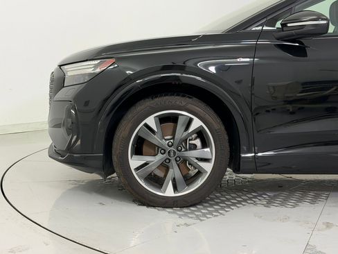 Used 2024 Audi Q4 e-tron Prestige w/ Black Optic Package image 25