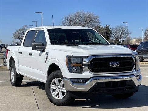 Used 2023 Ford F150 XLT image 2