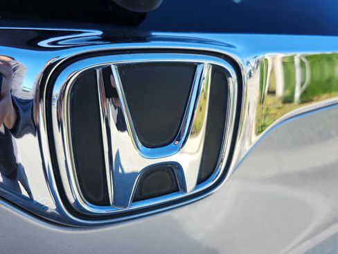 Used 2018 Honda CR-V EX image 16