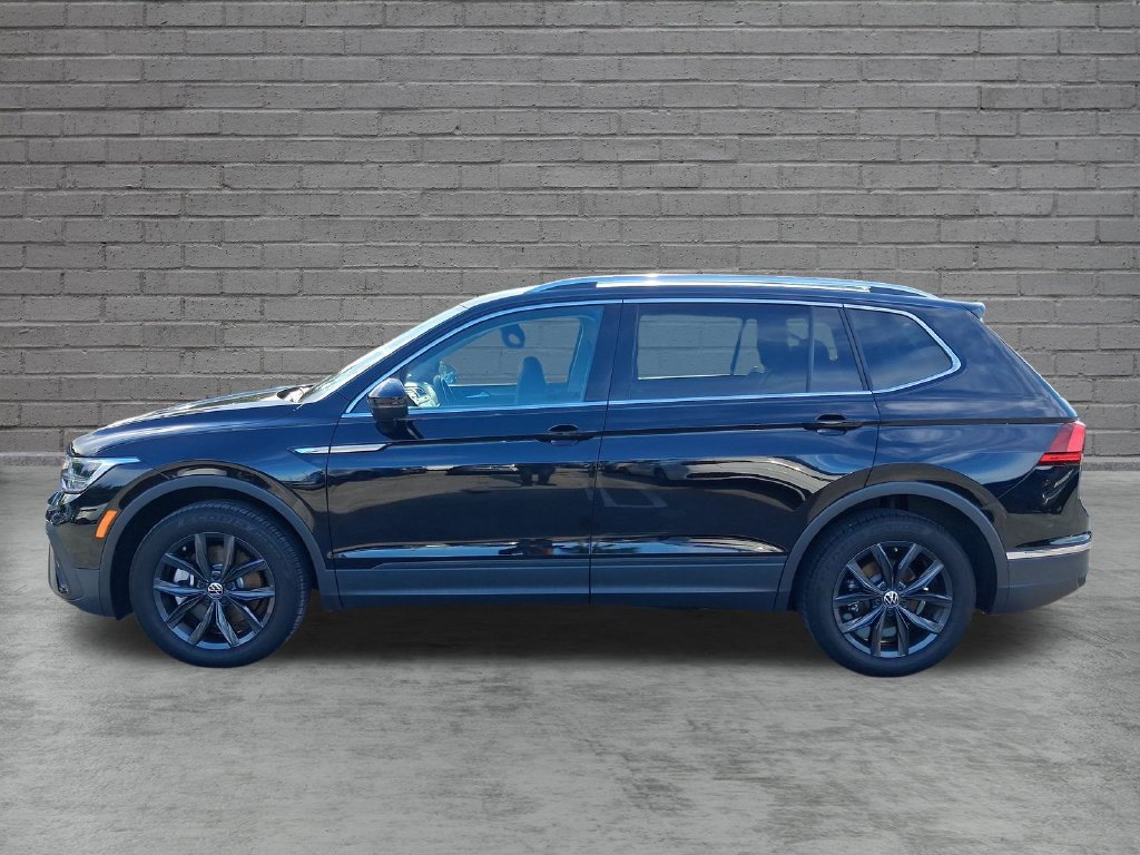 Used 2024 Volkswagen Tiguan SE FWD image 9
