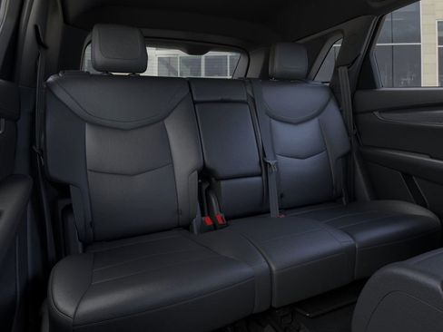 New 2025 Cadillac XT5 Luxury w/ LPO, Floor Liner Package image 17