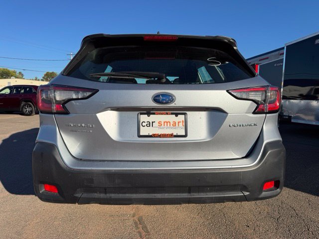 Used 2023 Subaru Outback AWD/4WD image 6