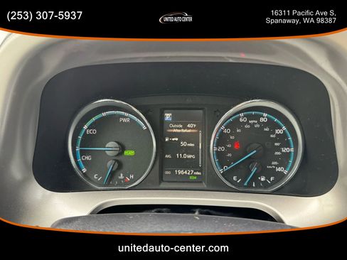Used 2017 Toyota RAV4 XLE image 16