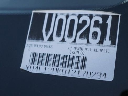 New 2026 Volvo V60 B5 Cross Country Plus w/ Climate Package image 26