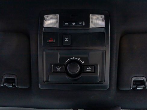 Used 2022 Toyota Tacoma TRD Off-Road image 28