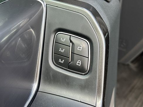 Used 2021 Ford F150 Lariat w/ Equipment Group 502A High image 15