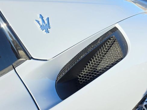 Used 2023 Maserati MC20 Spyder image 17