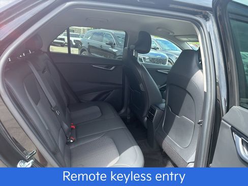 Certified 2023 Kia Niro EX FWD image 20