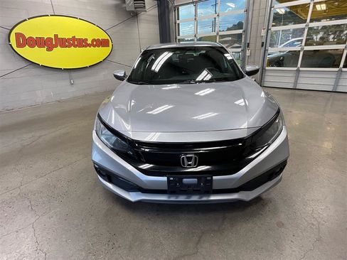 Used 2019 Honda Civic Sport image 8
