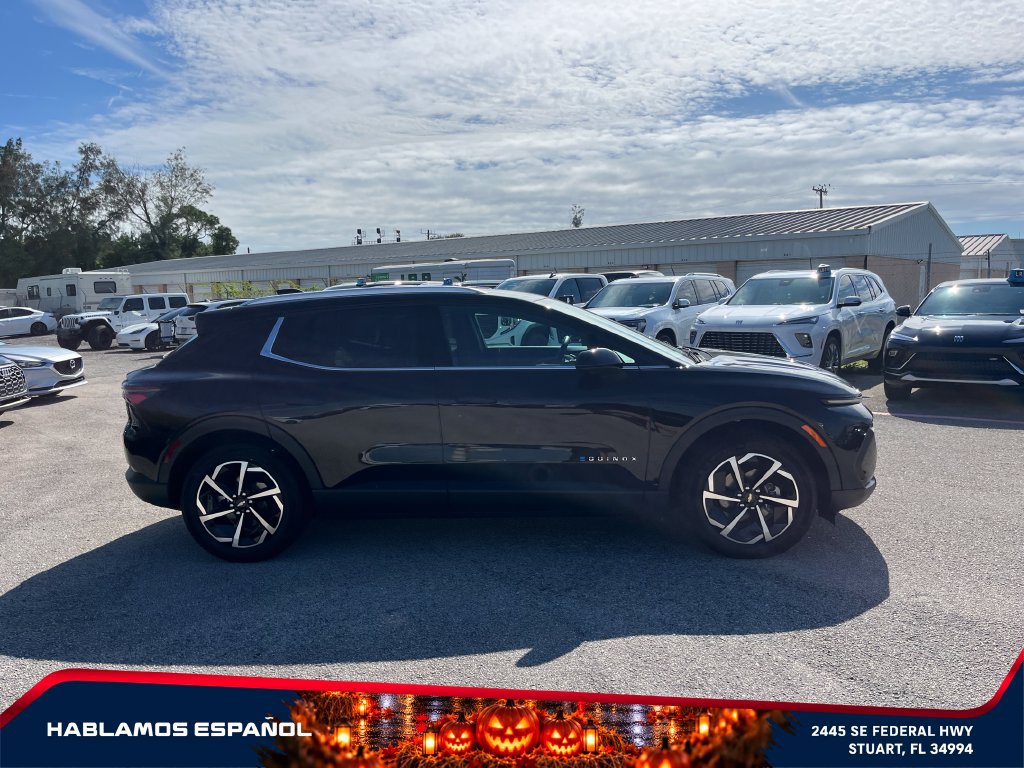 Used 2026 Chevrolet Equinox EV LT FWD image 4