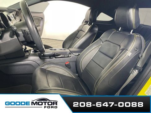 Used 2021 Ford Mustang GT w/ Black Accent Package RWD image 10