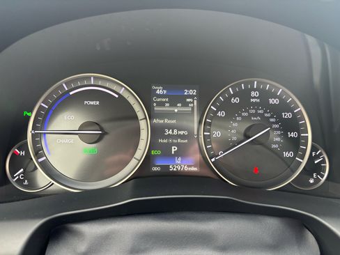 Used 2017 Lexus ES 300h image 19