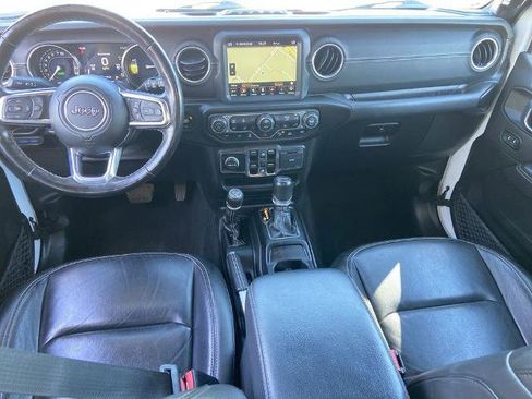 Used 2023 Jeep Wrangler Unlimited Sahara w/ Cold Weather Group image 16