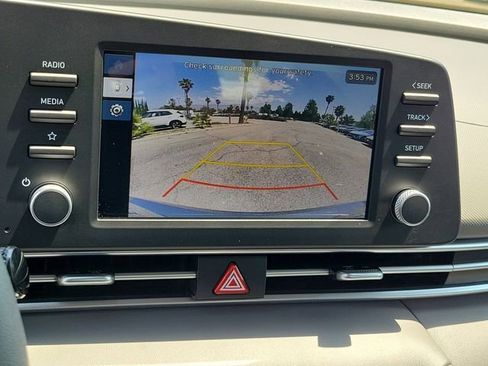 New 2026 Hyundai Elantra SE FWD image 11