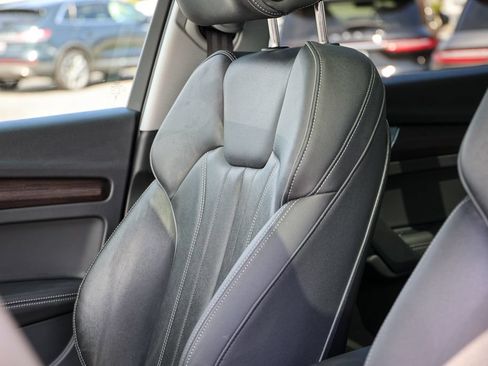 Used 2024 Audi Q5 2.0T Premium Plus AWD/4WD image 29