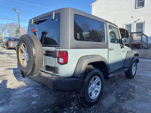 Used 2015 Jeep Wrangler Sport image 7