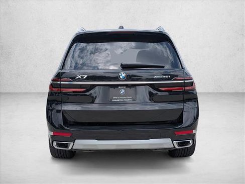 New 2026 BMW X7 xDrive40i AWD/4WD image 7