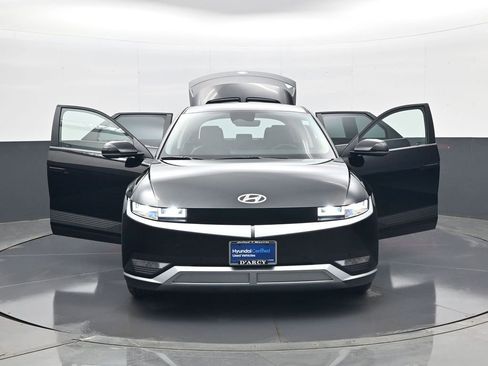 Certified 2023 Hyundai Ioniq 5 SEL w/ Cargo Package image 31
