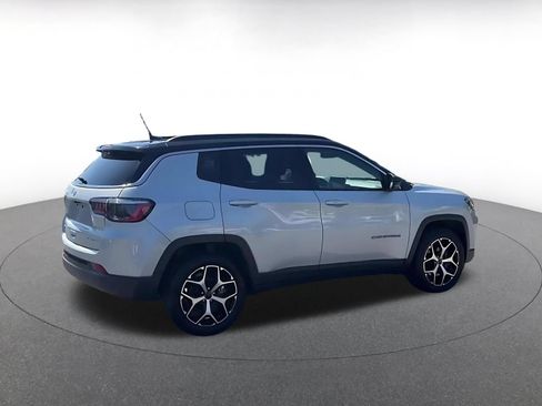Used 2025 Jeep Compass Limited AWD/4WD image 12