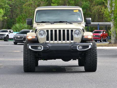 Used 2022 Jeep Gladiator Overland image 29