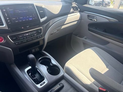 Used 2016 Honda Pilot EX image 22