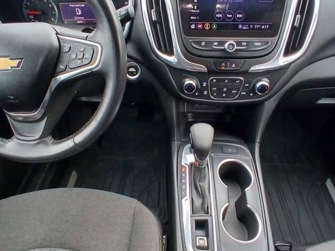 Used 2022 Chevrolet Equinox LT AWD/4WD image 19