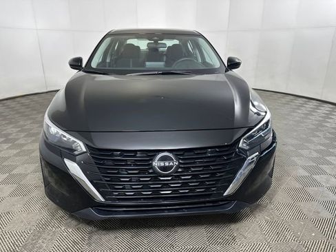 Used 2025 Nissan Sentra SV image 8