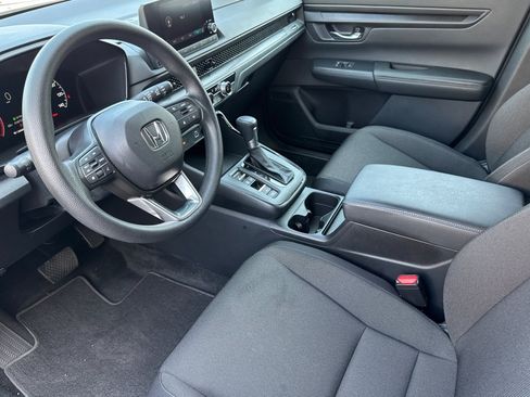 Used 2025 Honda CR-V LX image 4