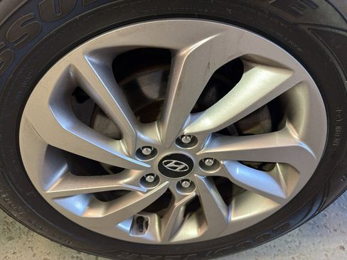 Used 2017 Hyundai Tucson SE FWD image 35