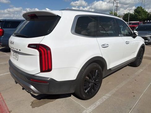 Used 2022 Kia Telluride SX w/ Towing Package image 3