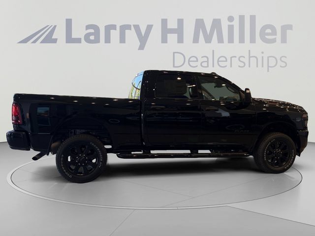 New 2026 RAM 2500 Big Horn AWD/4WD image 6