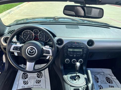 Used 2012 MAZDA MX-5 Miata Touring w/ Appearance Pkg RWD image 24