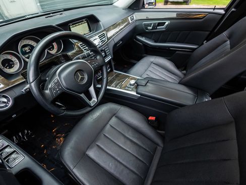 Used 2014 Mercedes-Benz E 250 BlueTEC 4MATIC Sedan image 13