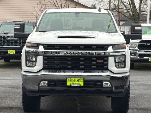 Used 2022 Chevrolet Silverado 3500 LT w/ Convenience Package image 6
