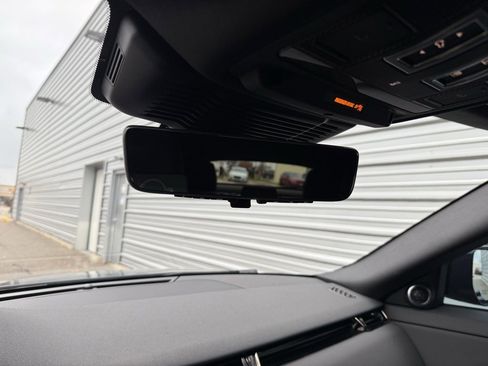 Used 2024 Land Rover Range Rover Evoque Dynamic SE image 27