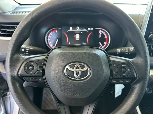 Used 2024 Toyota RAV4 LE AWD/4WD image 20