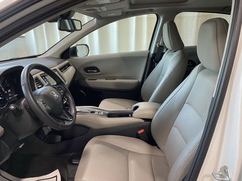 Used 2021 Honda HR-V EX-L image 18
