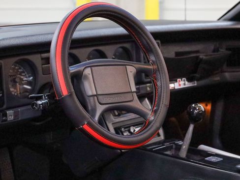 Used 1988 Pontiac Firebird Trans Am RWD image 12
