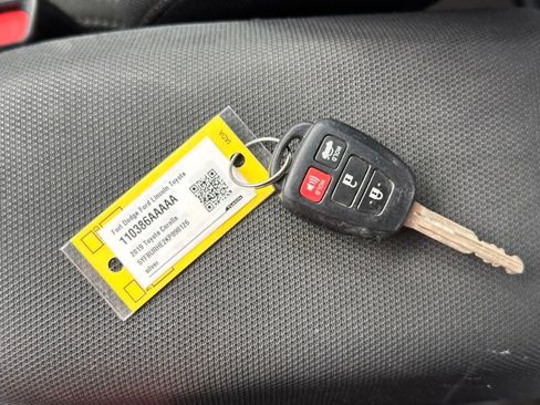 Used 2019 Toyota Corolla LE image 34