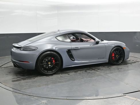 Used 2023 Porsche 718 Cayman GTS RWD image 2