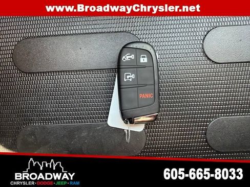 New 2026 RAM ProMaster 2500 w/ Convenience Group FWD image 18