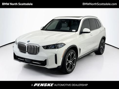 Certified 2025 BMW X5 xDrive40i AWD/4WD image 1