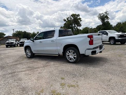 New 2026 Chevrolet Silverado 1500 High Country AWD/4WD image 8