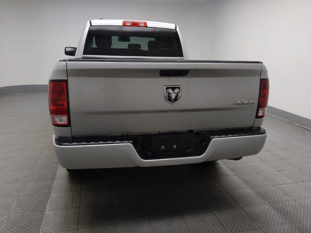 Used 2018 RAM 1500 Express AWD/4WD image 6