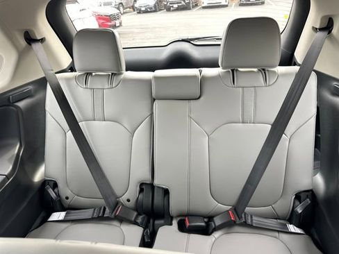 New 2025 Honda Pilot Touring image 33
